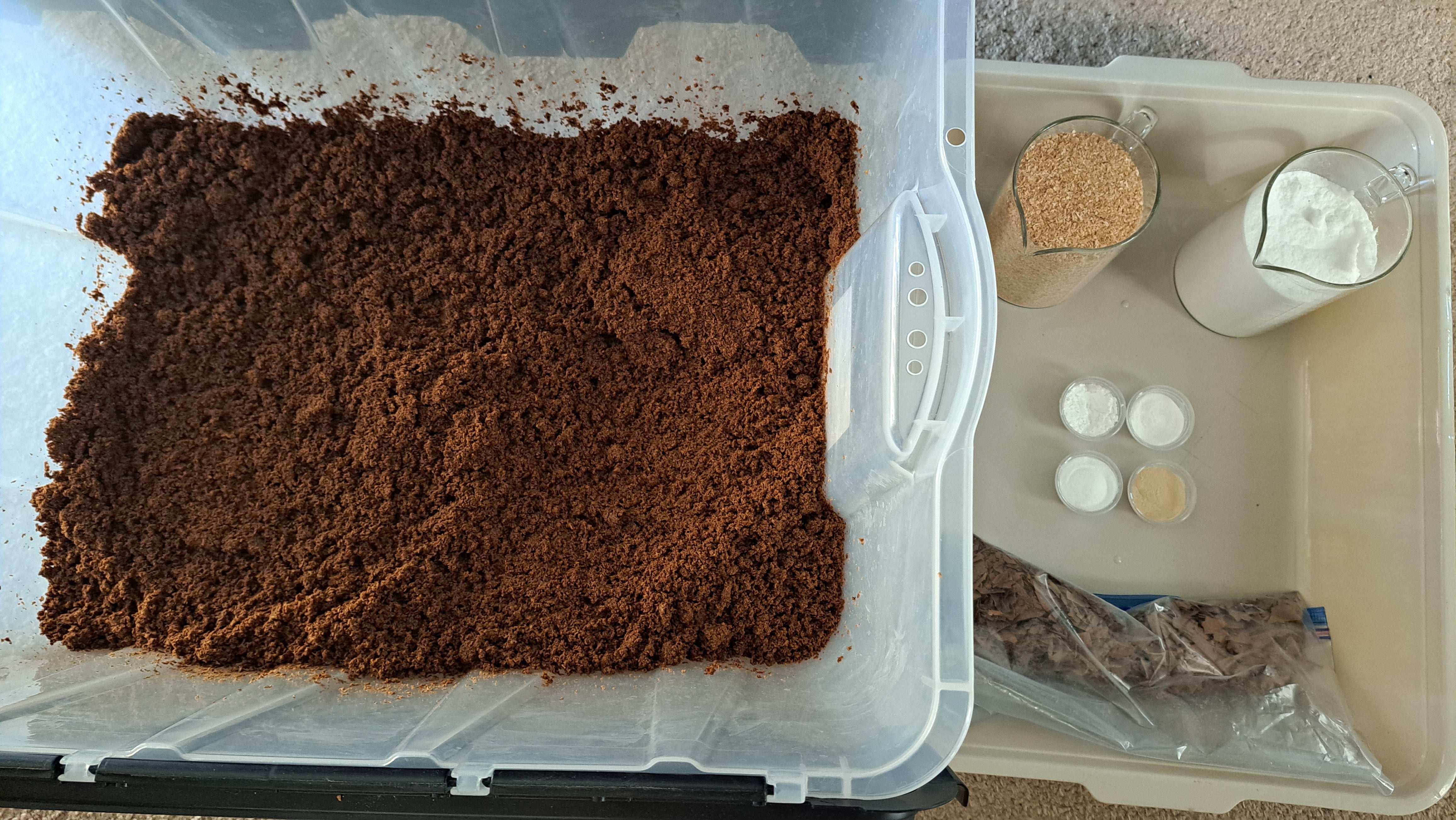 How to make flake soil – LB Insect Supply