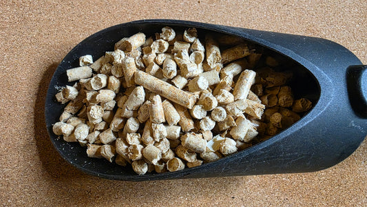 ▶ Compressed Pine Pellets